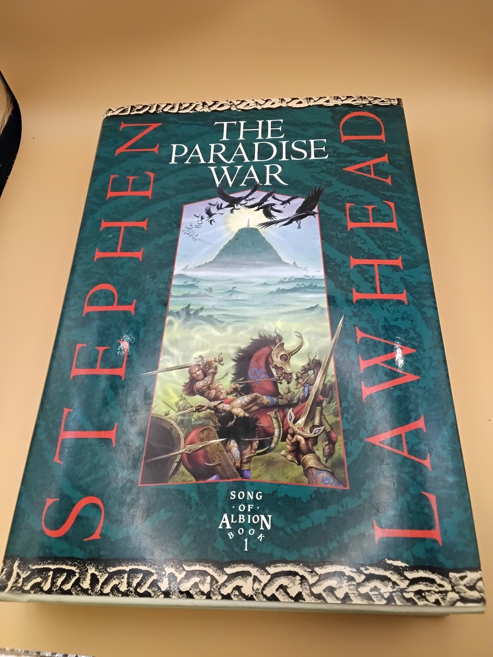 Hardcover Book "The Paradise War" By Stephen R. Lawhead (Song Of Albion, Book 1)
